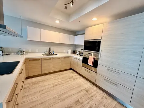 17111 Biscayne Boulevard North Miami Beach FL 33160