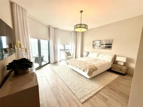 17111 Biscayne Boulevard North Miami Beach FL 33160