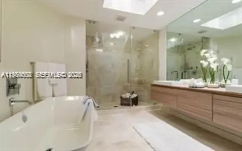 17111 Biscayne Boulevard North Miami Beach FL 33160