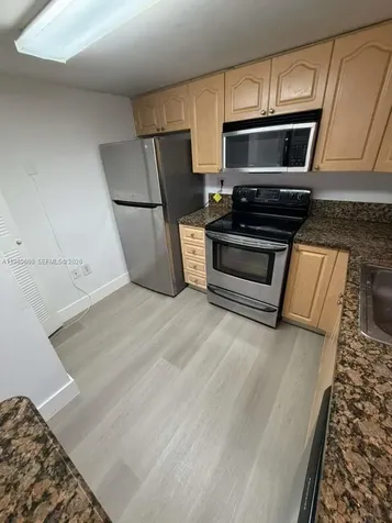 9945 Nob Hill Place Sunrise FL 33351