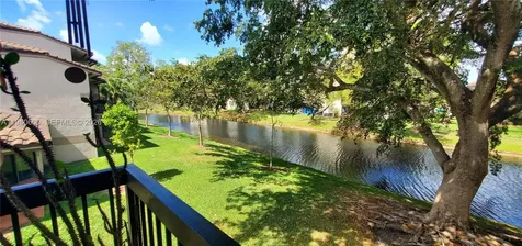 9945 Nob Hill Place Sunrise FL 33351