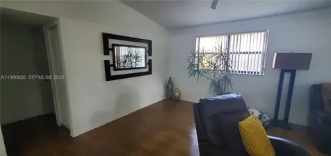 9945 Nob Hill Place Sunrise FL 33351