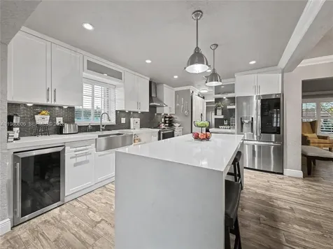 11040 NW 22nd Street Pembroke Pines FL 33026