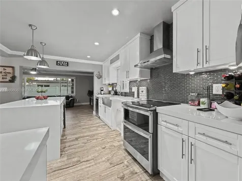 11040 NW 22nd Street Pembroke Pines FL 33026