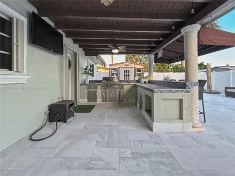 11040 NW 22nd Street Pembroke Pines FL 33026