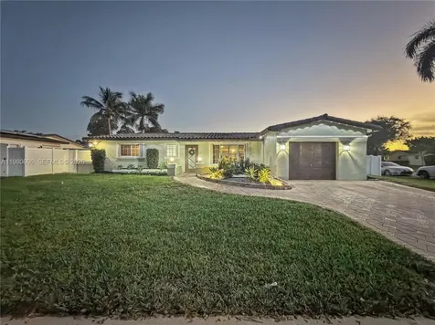 11040 NW 22nd Street Pembroke Pines FL 33026