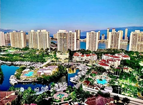 1000 W Island Boulevard Aventura FL 33160