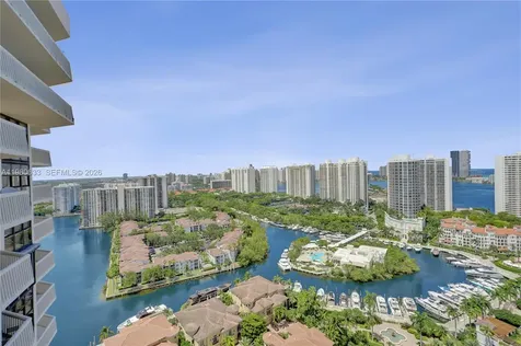 1000 W Island Boulevard Aventura FL 33160