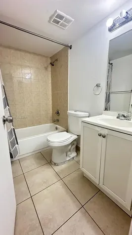 7125 NW 186th Street Hialeah FL 33015
