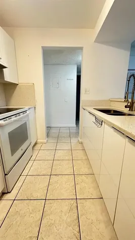 7125 NW 186th Street Hialeah FL 33015