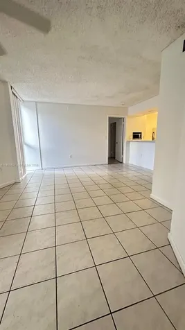 7125 NW 186th Street Hialeah FL 33015