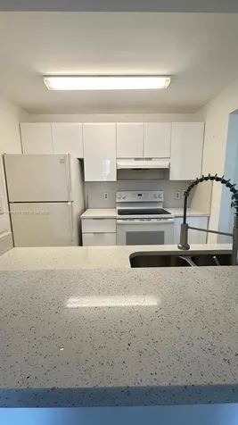 7125 NW 186th Street Hialeah FL 33015