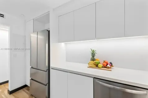 2655 Collins Avenue Miami Beach FL 33140