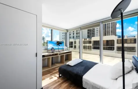 2655 Collins Avenue Miami Beach FL 33140