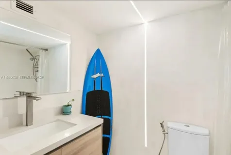 2655 Collins Avenue Miami Beach FL 33140