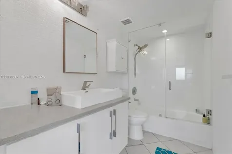3500 Coral Way Miami FL 33145