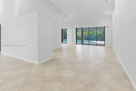 11028 SW 77th Court Circle Pinecrest FL 33156