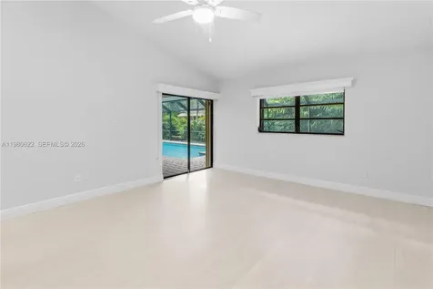 11028 SW 77th Court Circle Pinecrest FL 33156