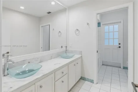 11028 SW 77th Court Circle Pinecrest FL 33156