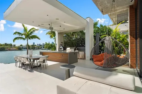 310 S Hibiscus Drive Miami Beach FL 33139