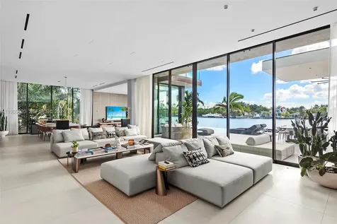 310 S Hibiscus Drive Miami Beach FL 33139