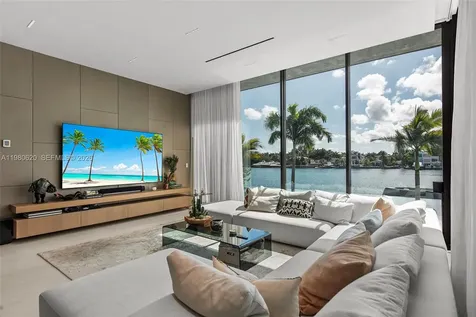 310 S Hibiscus Drive Miami Beach FL 33139