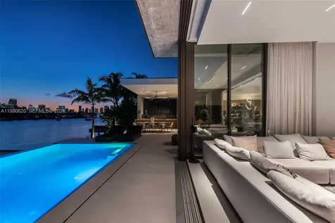 310 S Hibiscus Drive Miami Beach FL 33139