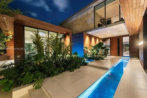 310 S Hibiscus Drive Miami Beach FL 33139