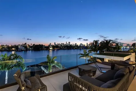 310 S Hibiscus Drive Miami Beach FL 33139