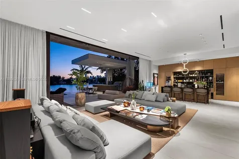 310 S Hibiscus Drive Miami Beach FL 33139