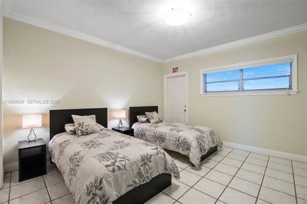 2200 S Ocean Drive Hollywood FL 33019