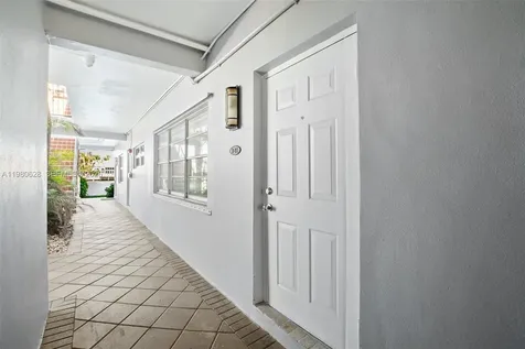 2200 S Ocean Drive Hollywood FL 33019