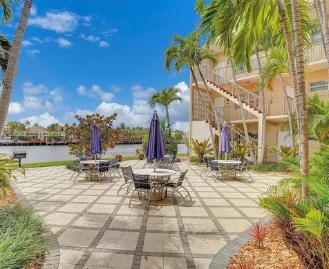 2200 S Ocean Drive Hollywood FL 33019