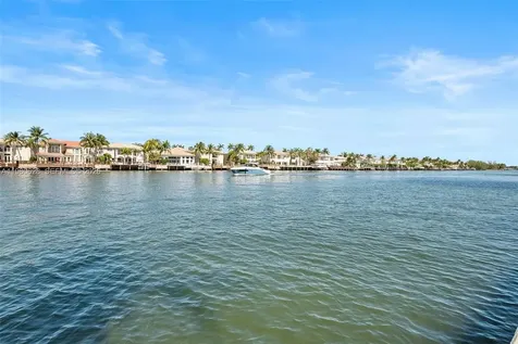 2200 S Ocean Drive Hollywood FL 33019