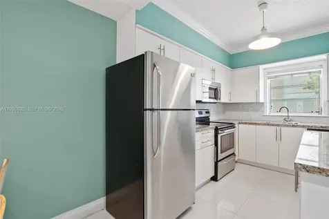 2200 S Ocean Drive Hollywood FL 33019