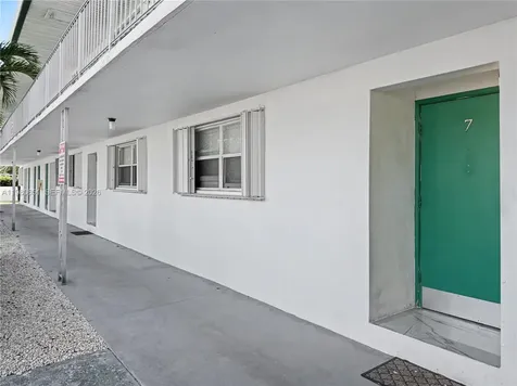 5301 Ocean Terrace Marathon FL 33050
