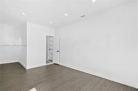 11805 SW 185th Street Miami FL 33177