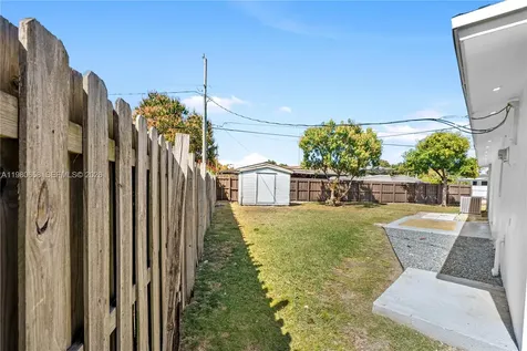 11805 SW 185th Street Miami FL 33177