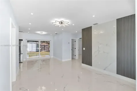 11805 SW 185th Street Miami FL 33177