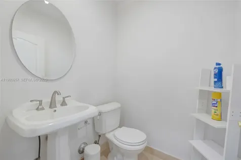 18450 NE 30th Place Aventura FL 33160