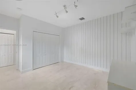 18450 NE 30th Place Aventura FL 33160