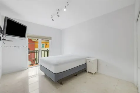 18450 NE 30th Place Aventura FL 33160