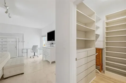 18450 NE 30th Place Aventura FL 33160
