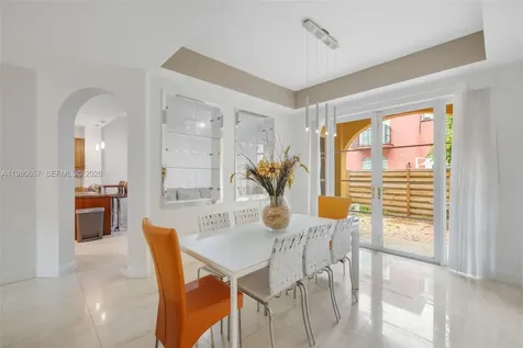 18450 NE 30th Place Aventura FL 33160