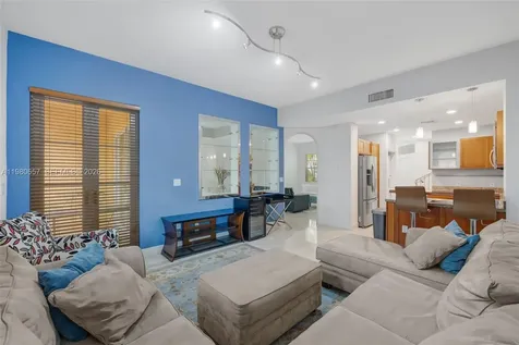 18450 NE 30th Place Aventura FL 33160