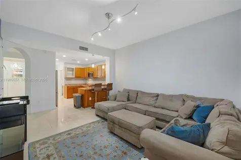 18450 NE 30th Place Aventura FL 33160