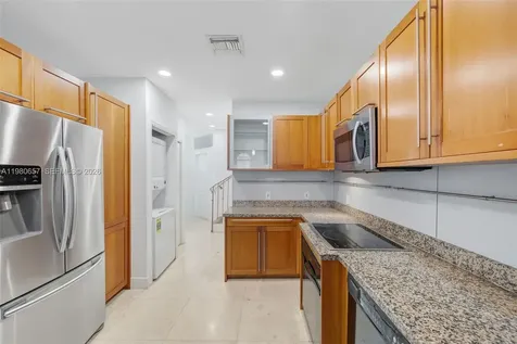 18450 NE 30th Place Aventura FL 33160
