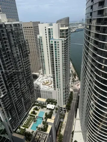 200 Biscayne Boulevard Way Miami FL 33131