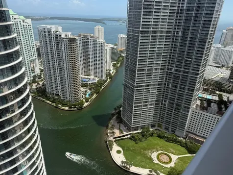 200 Biscayne Boulevard Way Miami FL 33131