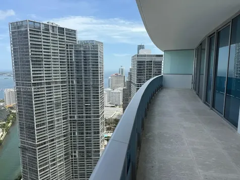 200 Biscayne Boulevard Way Miami FL 33131